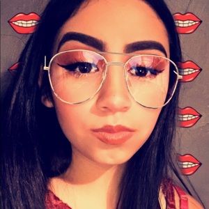 Meet your Posher, Flor